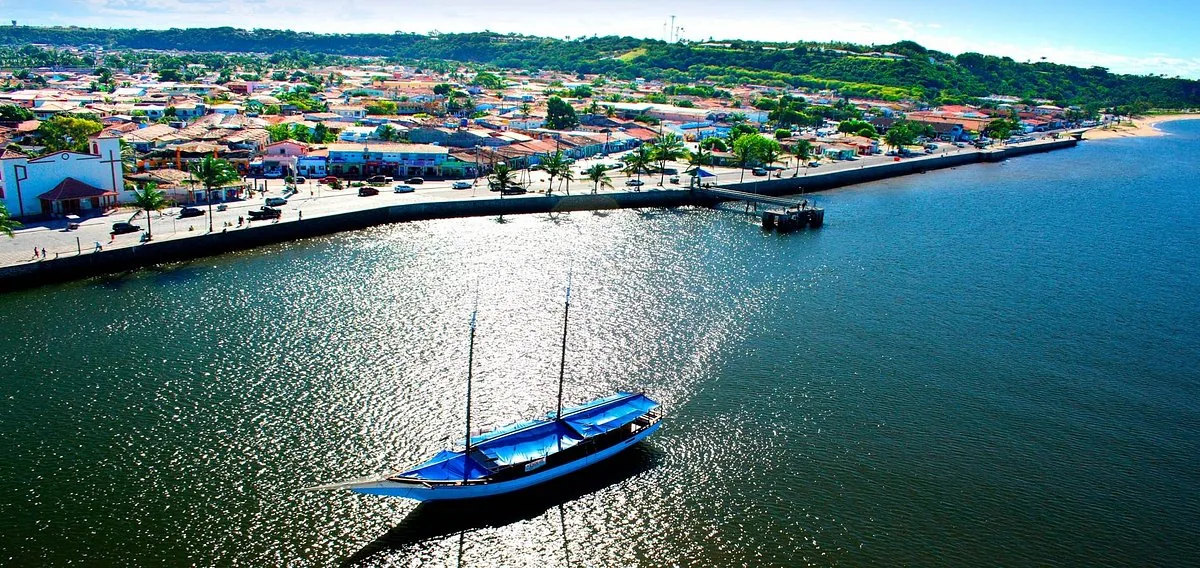 Passarela da Cultura no centro de Porto Seguro